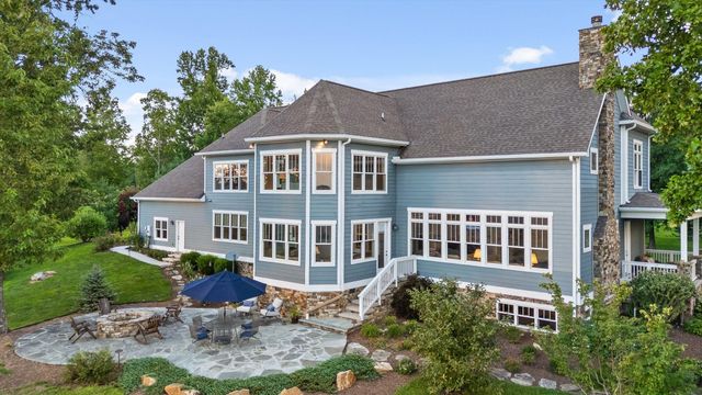 190 Gray Fox Court, Jasper, TN 37347