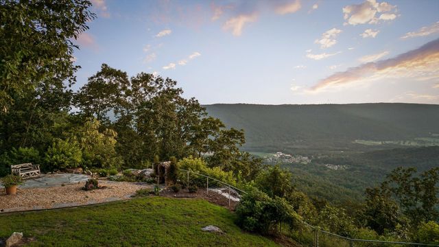 190 Gray Fox Court, Jasper, TN 37347