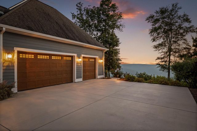 190 Gray Fox Court, Jasper, TN 37347