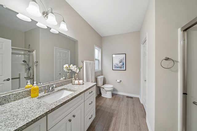 807 Alexandra Lane, Yorkville, IL 60560