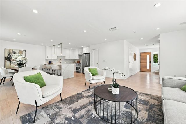 13369 W Cellest Parkway, Pacoima, CA 91331