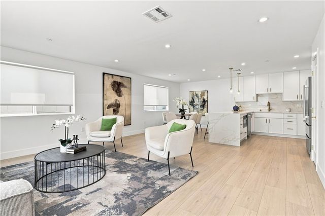 13369 W Cellest Parkway, Pacoima, CA 91331