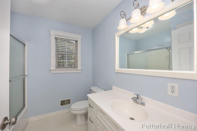 6615 Beech Creek Drive, Fruitport, MI 49415