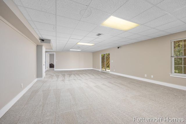 6615 Beech Creek Drive, Fruitport, MI 49415