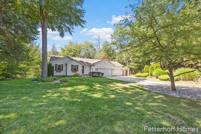 6615 Beech Creek Drive, Fruitport, MI 49415