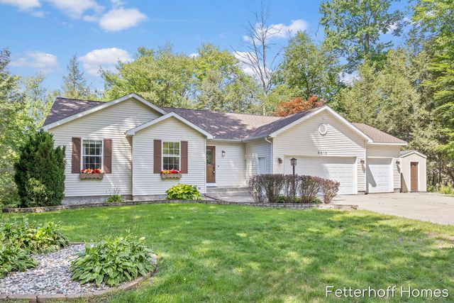 6615 Beech Creek Drive, Fruitport, MI 49415