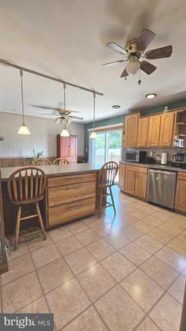 125 COLONIAL, Edgewater Park, NJ 08010