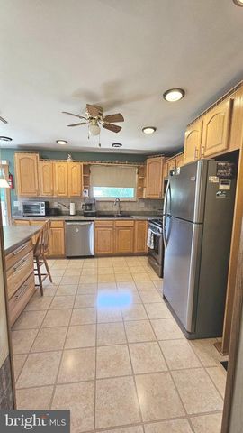 125 COLONIAL, Edgewater Park, NJ 08010
