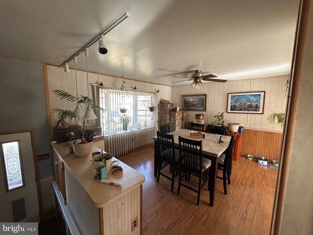 125 COLONIAL, Edgewater Park, NJ 08010