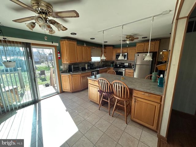 125 COLONIAL, Edgewater Park, NJ 08010