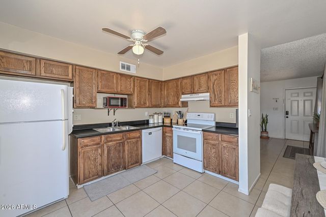 1261 E HARMONY Circle, Mesa, AZ 85204