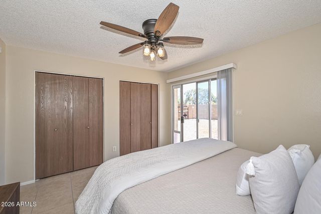 1261 E HARMONY Circle, Mesa, AZ 85204
