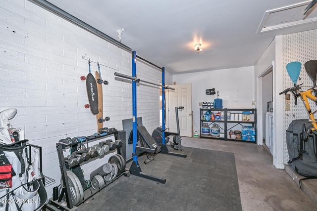 1261 E HARMONY Circle, Mesa, AZ 85204