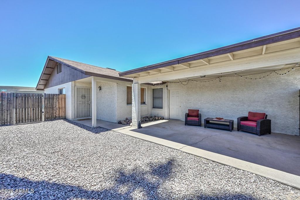1261 E HARMONY Circle, Mesa, AZ 85204 — photo 3
