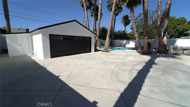 18635 Lanark, Reseda, CA 91335