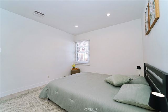 18635 Lanark, Reseda, CA 91335