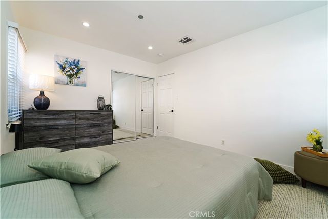 18635 Lanark, Reseda, CA 91335