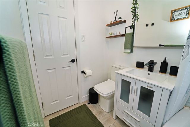 18635 Lanark, Reseda, CA 91335