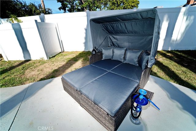 18635 Lanark, Reseda, CA 91335