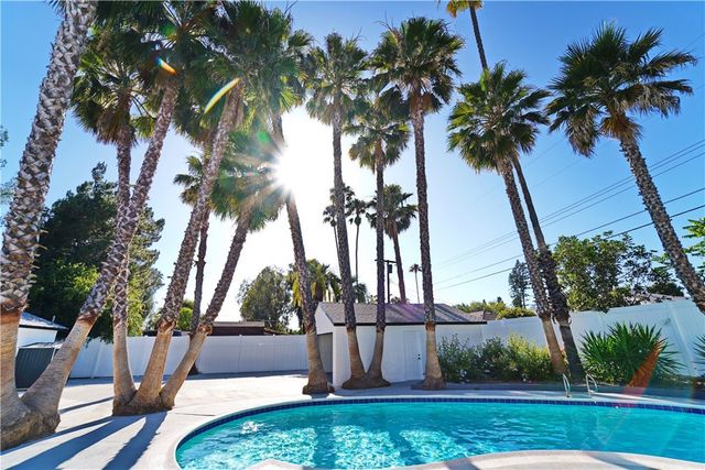 18635 Lanark, Reseda, CA 91335