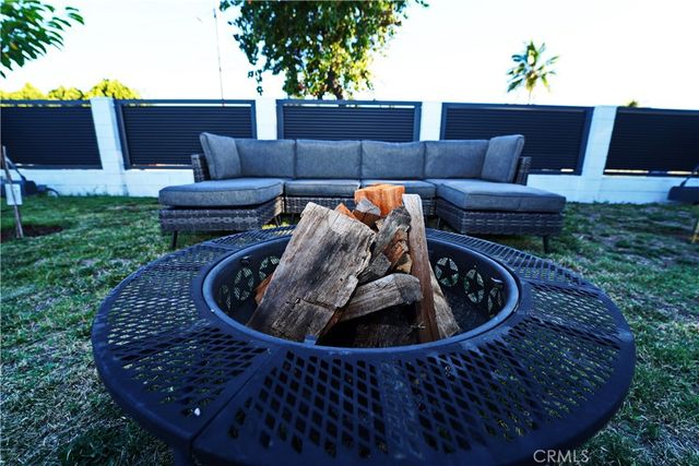 18635 Lanark, Reseda, CA 91335