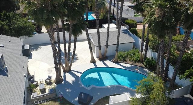 18635 Lanark, Reseda, CA 91335