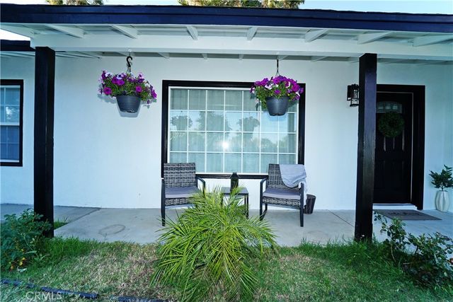 18635 Lanark, Reseda, CA 91335