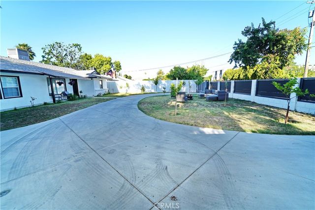 18635 Lanark, Reseda, CA 91335