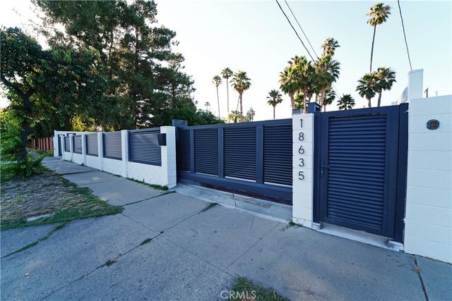 18635 Lanark, Reseda, CA 91335