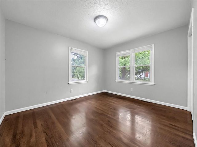 11805 Fuller Avenue, Kansas City, MO 64134
