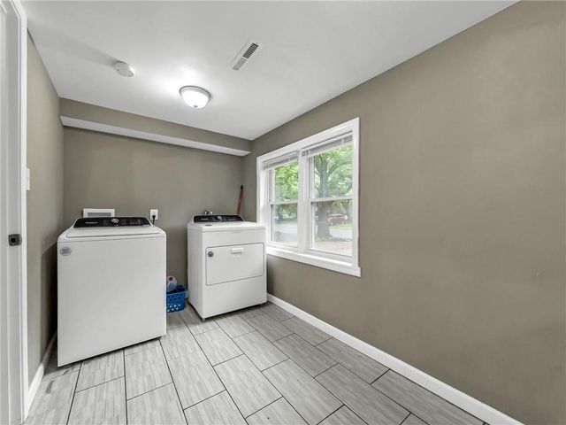 11805 Fuller Avenue, Kansas City, MO 64134