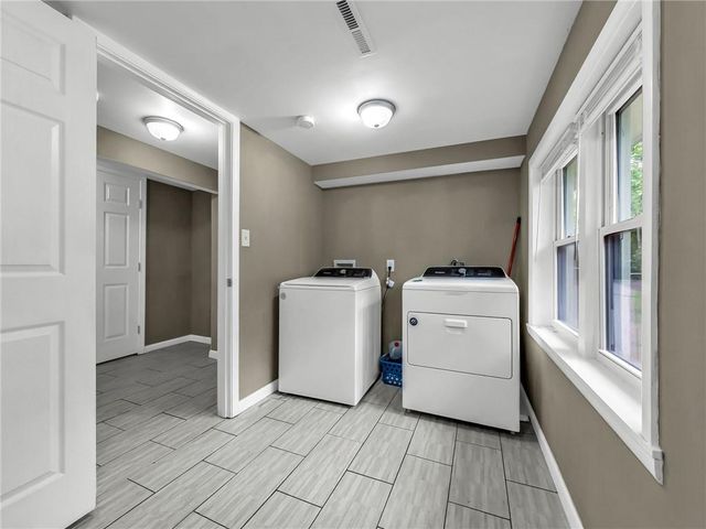 11805 Fuller Avenue, Kansas City, MO 64134