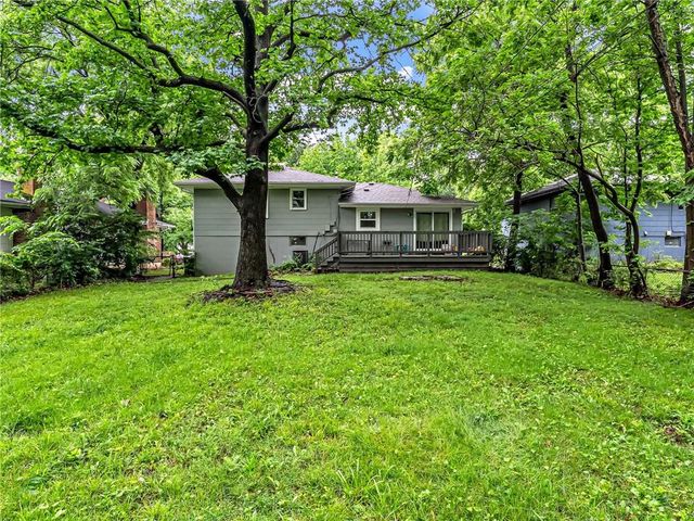 11805 Fuller Avenue, Kansas City, MO 64134
