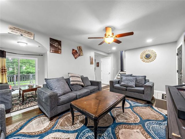 11805 Fuller Avenue, Kansas City, MO 64134