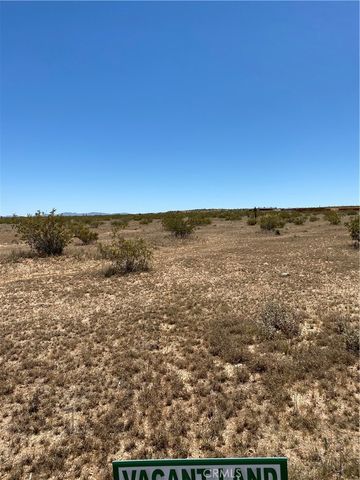 0 Fetlock, Landers, CA 92285