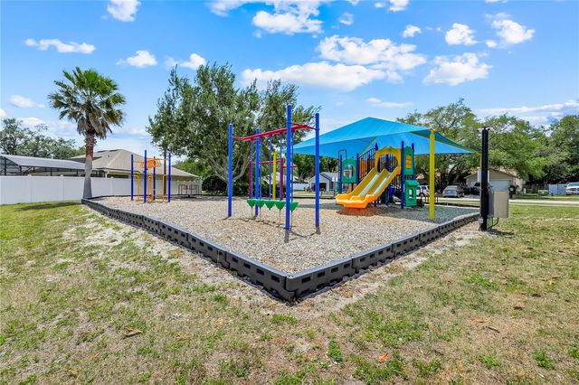 117 GENTLE BREEZE DRIVE, Minneola, FL 34715