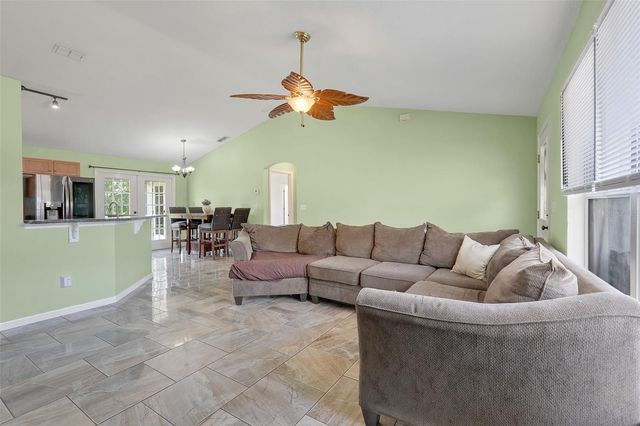 117 GENTLE BREEZE DRIVE, Minneola, FL 34715