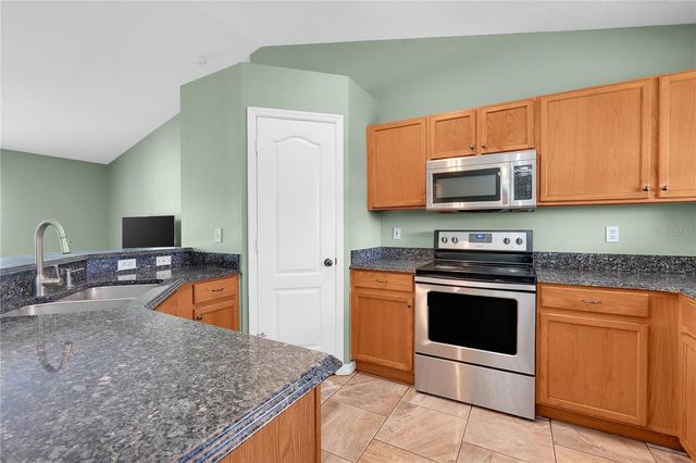 117 GENTLE BREEZE DRIVE, Minneola, FL 34715