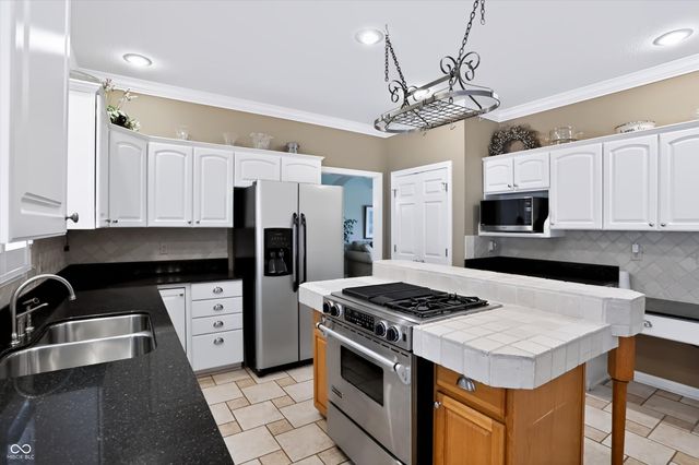 8611 Modesto Court, Indianapolis, IN 46278