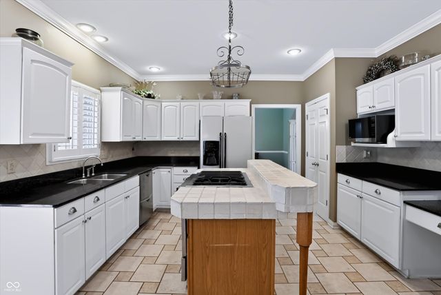 8611 Modesto Court, Indianapolis, IN 46278