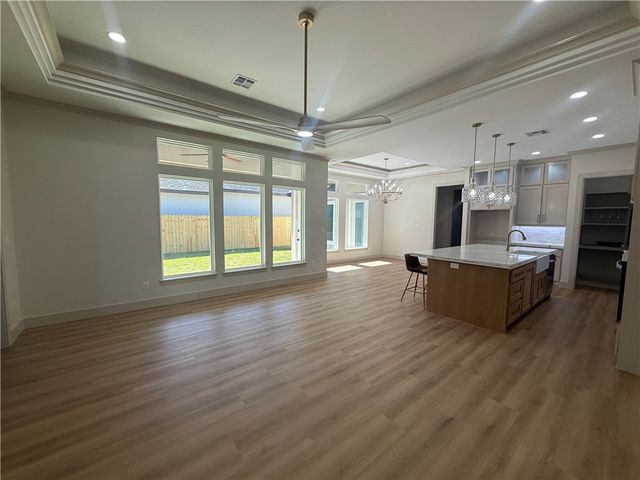 7621 Roman Dr, Corpus Christi, TX 78414