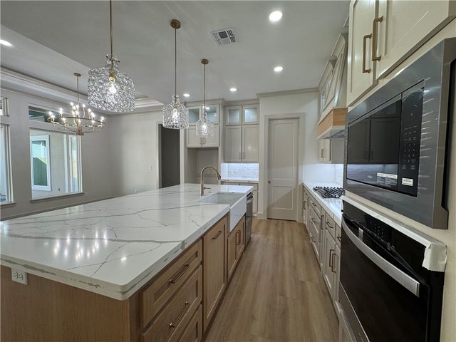 7621 Roman Dr, Corpus Christi, TX 78414