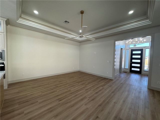 7621 Roman Dr, Corpus Christi, TX 78414