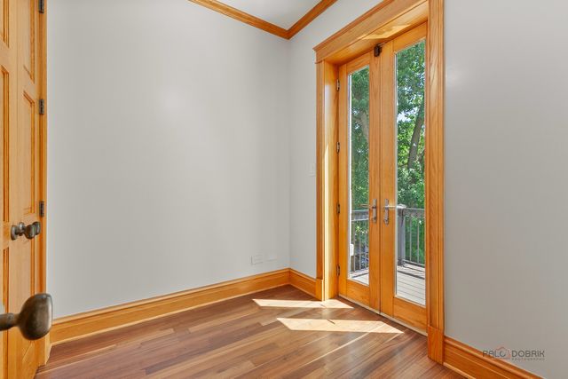 4448 N Tripp Avenue, Chicago, IL 60630
