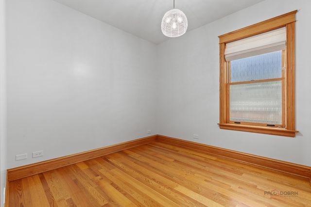 4448 N Tripp Avenue, Chicago, IL 60630