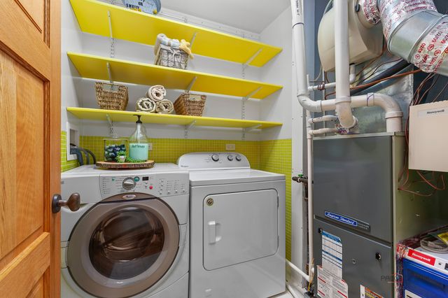 4448 N Tripp Avenue, Chicago, IL 60630