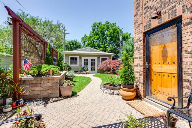 4448 N Tripp Avenue, Chicago, IL 60630