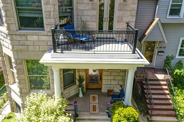 4448 N Tripp Avenue, Chicago, IL 60630
