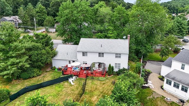 16 Hill St, Shrewsbury, MA 01545