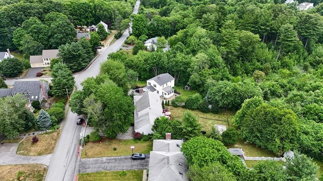 16 Hill St, Shrewsbury, MA 01545